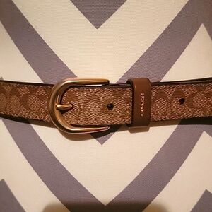 Coach belt